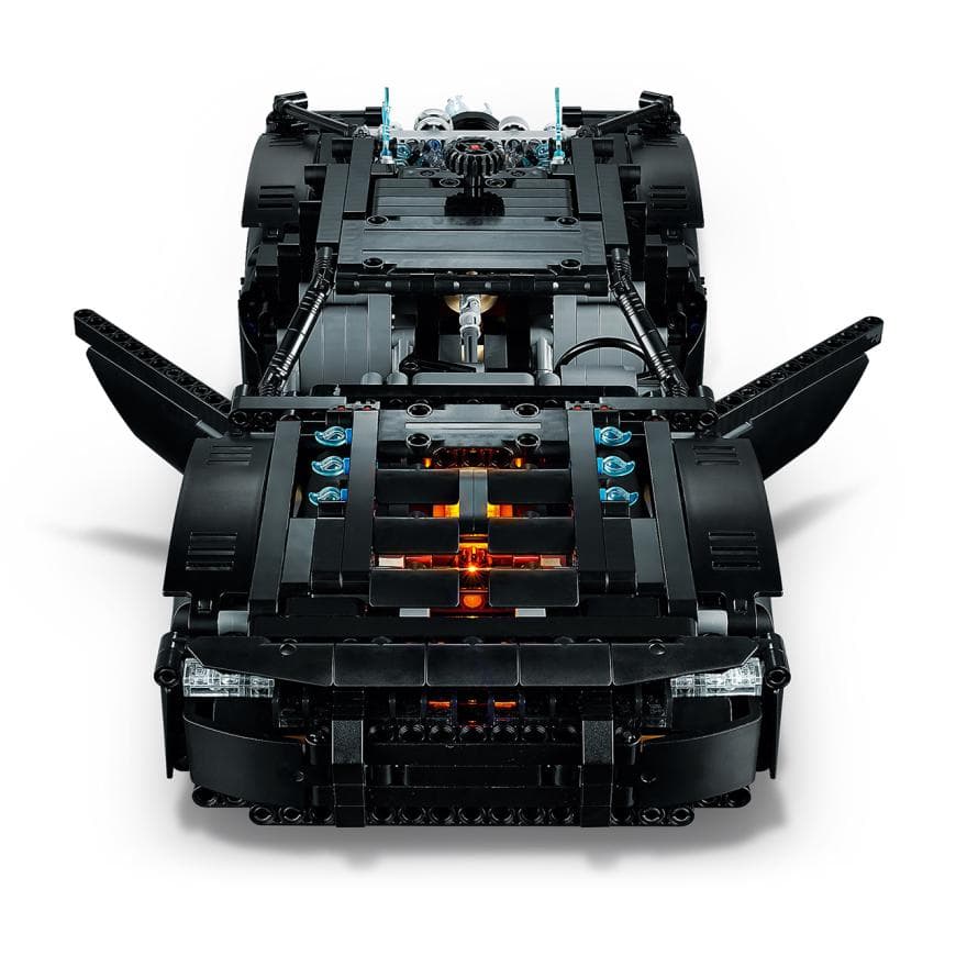 Бэтмен: Бэтмобиль LEGO Technic DC Batman (#42127) — фото 3