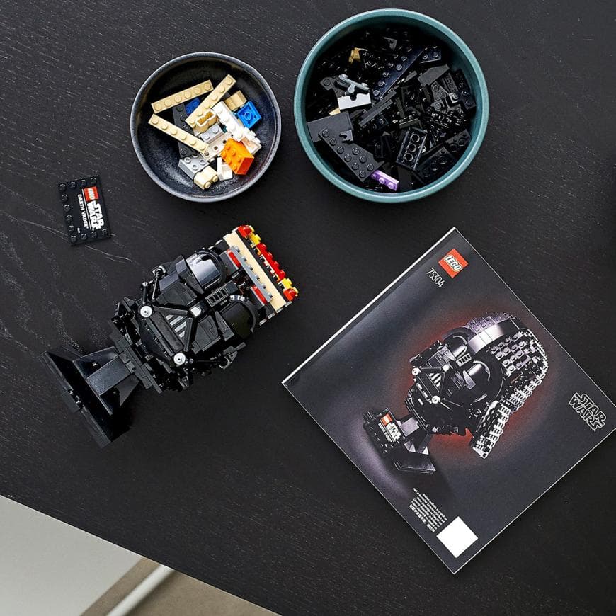 Конструктор — шлем Дарта Вейдера LEGO Star Wars Helmet Collection (#75304) — фото 6