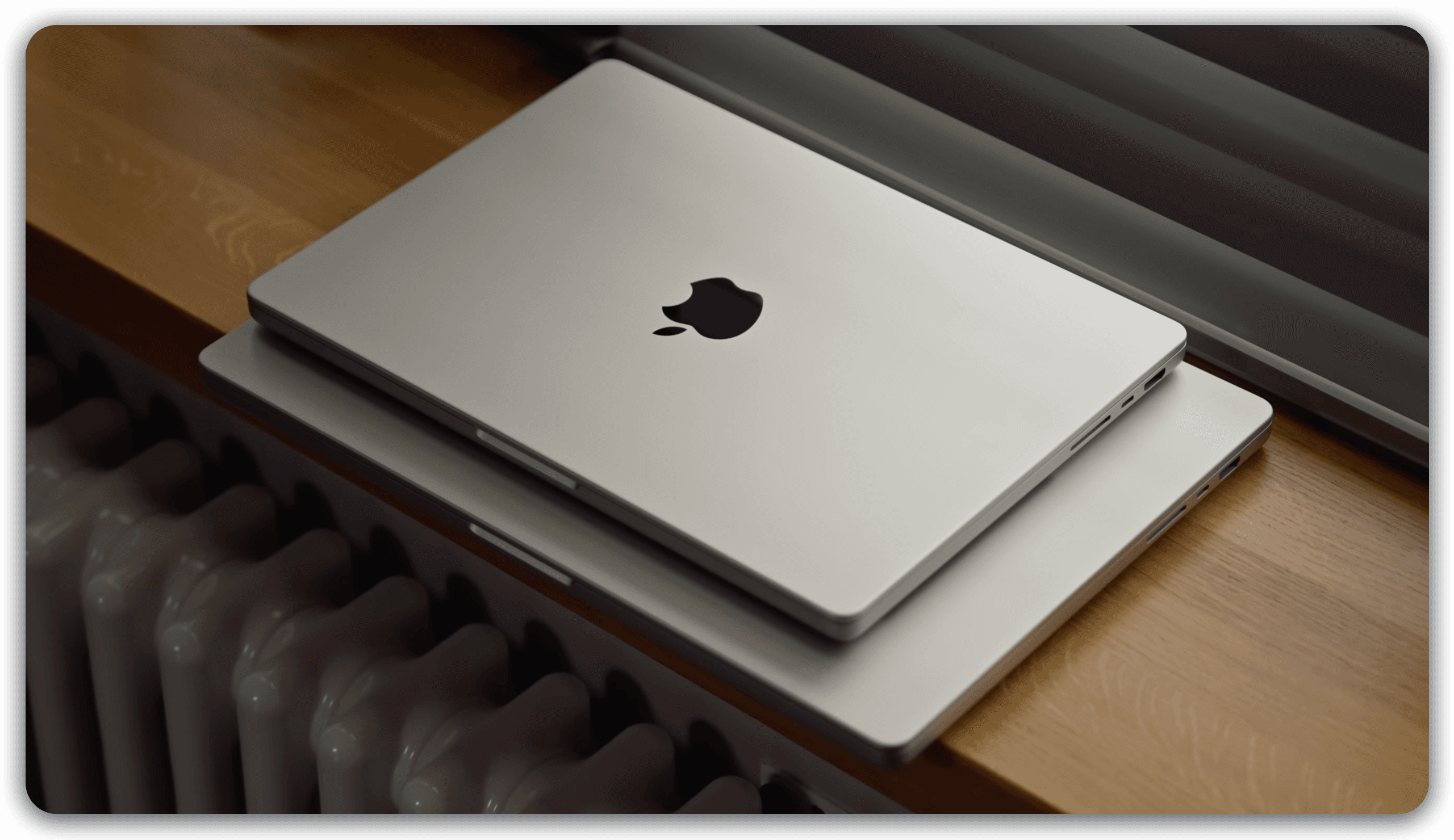 Ноутбук Apple MacBook Pro 14" MGDU4 (M5 Max 18-Core, GPU 32-Core, 36GB, 2TB) («Чёрный космос» | Space Black) — фото 3