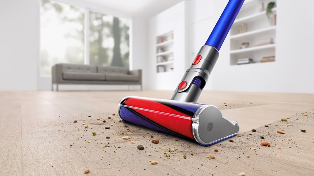 Беспроводной вертикальный пылесос Dyson V11 Extra (SV28) (Nickel/Red) (2023) — фото 4